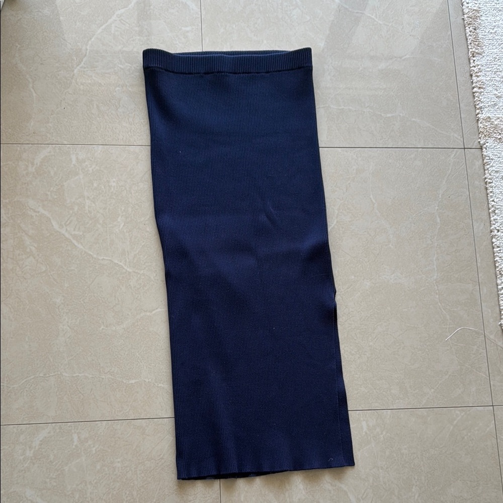 House of Harlow 1960 bohemian navy knit midi skirt size small